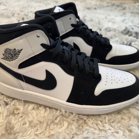 Air Jordan 1 Mid SE Diamond Shorts 10.5 Mens - Picture 5 of 6